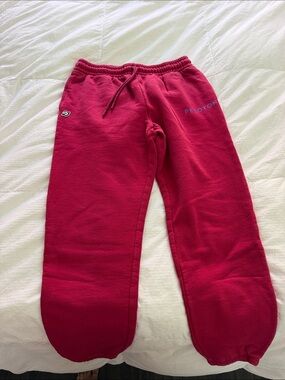 Peloton Fleece Joggers in Berry